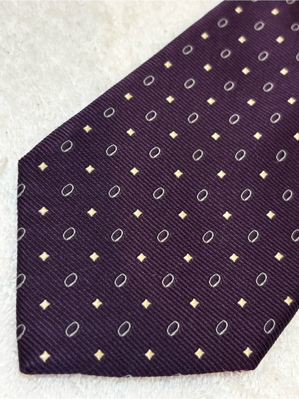 Brand New Corporate Tie By JOS A. BANK (Executive Series)